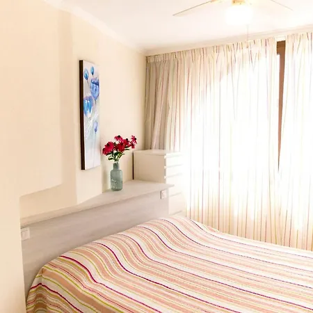 One Bedroom At Playa De La Americas 200 M Away From The With Balcony And Wifi プラヤ・デ・ラス・アメリカス