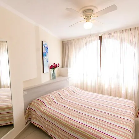 One Bedroom At Playa De La Americas 200 M Away From The With Balcony And Wifi アパート *
