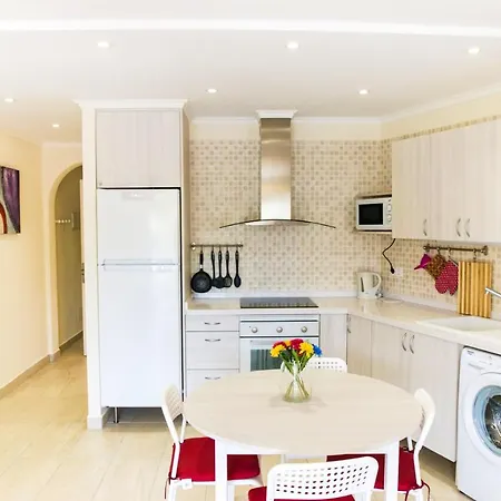 One Bedroom At Playa De La Americas 200 M Away From The With Balcony And Wifi アパート プラヤ・デ・ラス・アメリカス