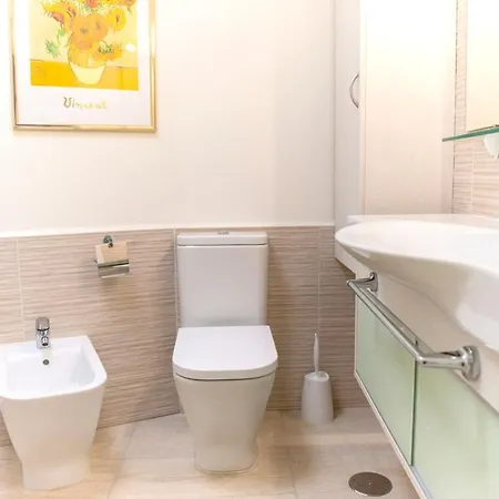 One Bedroom At Playa De La Americas 200 M Away From The With Balcony And Wifi *