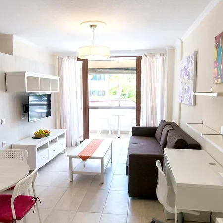 One Bedroom At Playa De La Americas 200 M Away From The With Balcony And Wifi アパート *